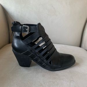 G by Guess Black Boots, Size 8M